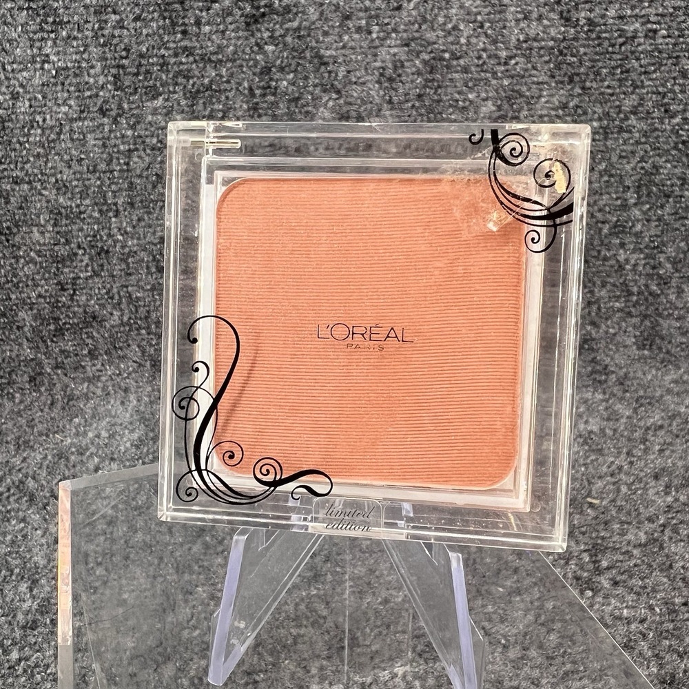 New Loreal Enchanting Super Blendable Blush #801 Revealing Flush  0.29oz
